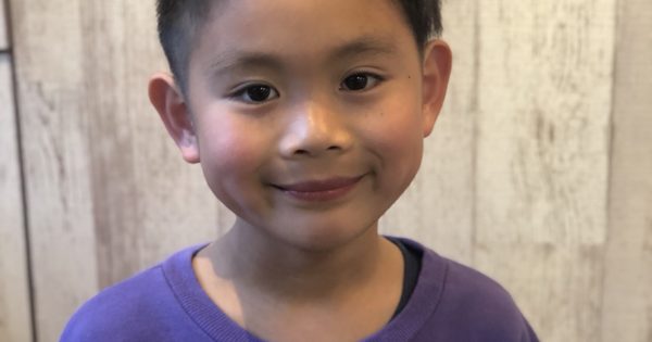 西荻窪美容室VIRTUE卒業・入学前にたくさんのお子様が髪を切りに来ていらっしゃいます。