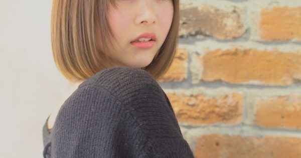 本日は雨、縮毛矯正のお話し、うちのスタッフもボサボサで出勤してきました。