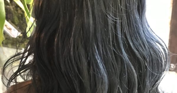 赤み消します。アディクシーカラーでつくるダブルカラー。ブルージュ、グレージュ系カラー。