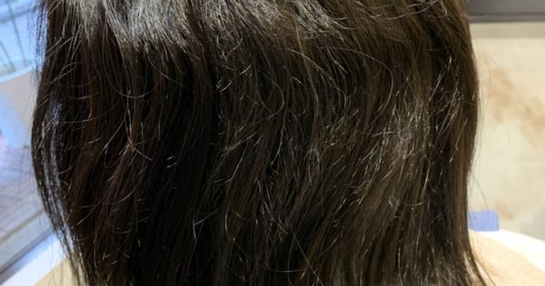 酸性縮毛矯正。やったことない方は是非一度お試しください！