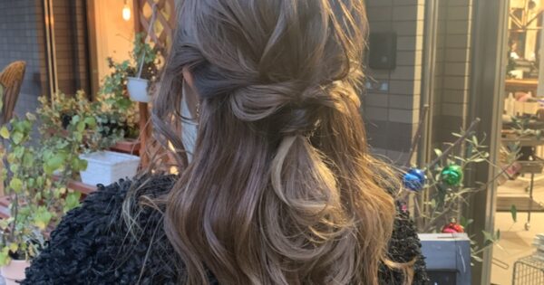 おすすめヘアアイロン!コテ巻きだからこそ活かせるレイヤーカットにも挑戦してみてください!