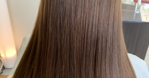 酸性縮毛矯正でしっかりストレート